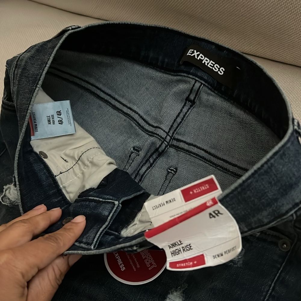 Express Ankle High Rise jeans - Picture 3 of 3